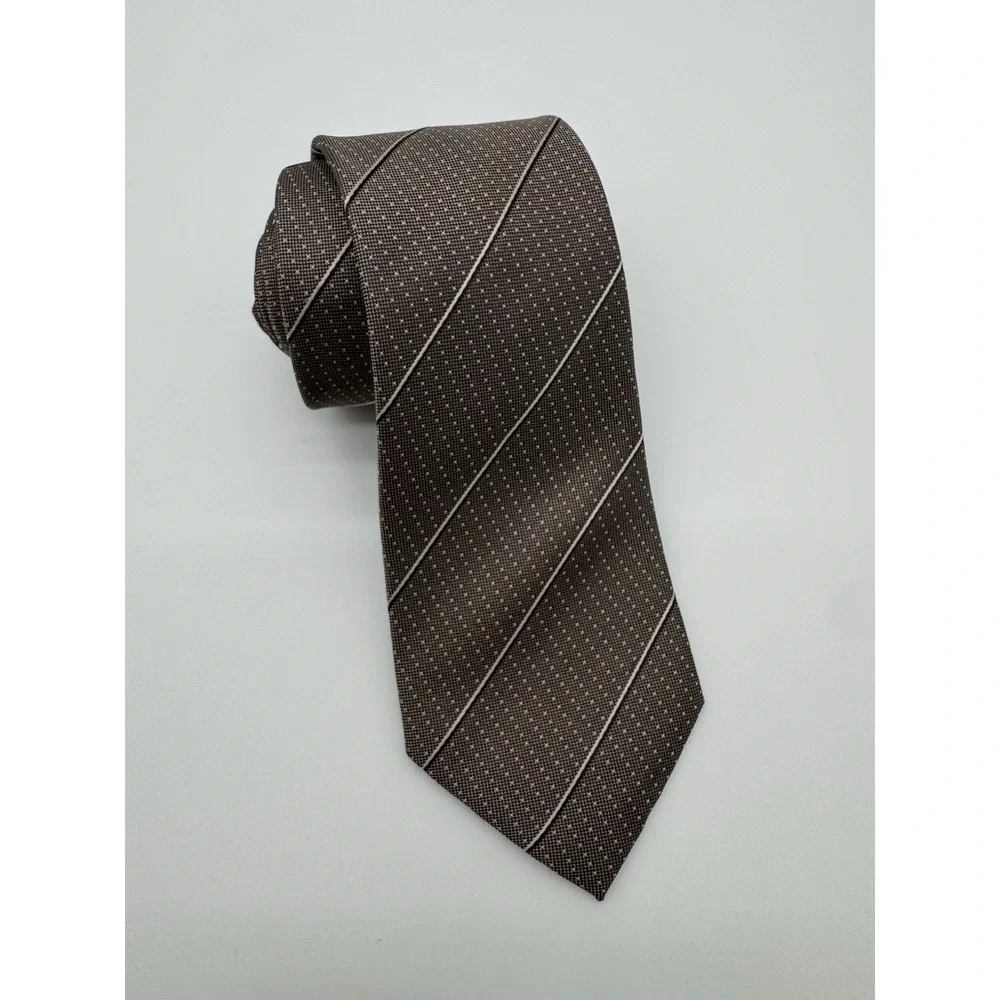 Banana Republic Silk Blend Tie Brown Tan Diagonal Stripe Stain Resistant Classic